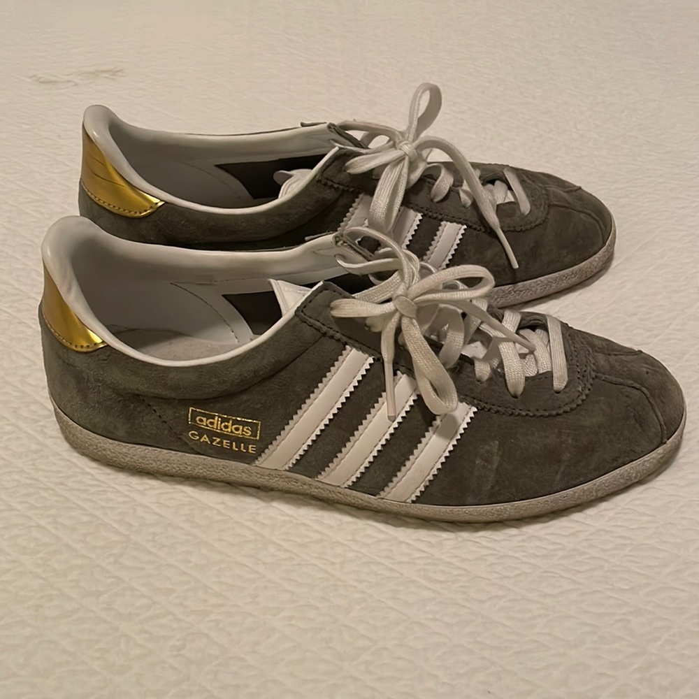 Adidas Gazelle Women’s Shoes in Grey Suede and Gold - Size 7 / UK 5.5
